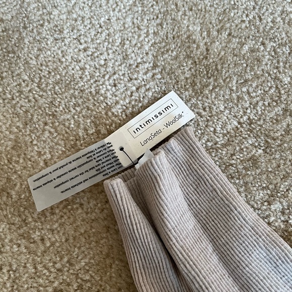 NWT Intimissimi wool silk blend turtleneck beige - Picture 3 of 3